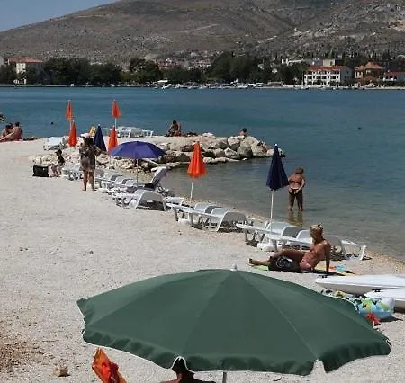 Belas Trogir