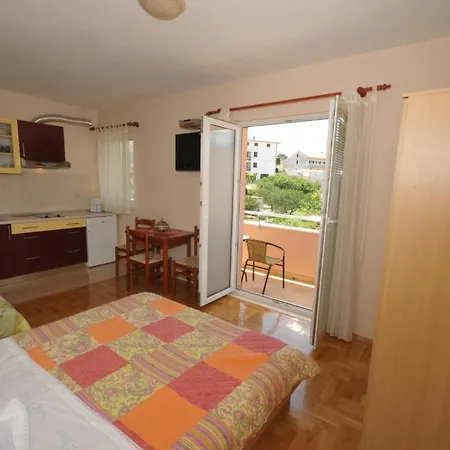 Belas Guest house 3*